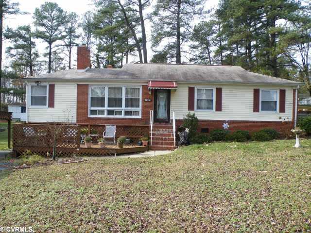 5808 West Rois Road Richmond, VA 23227 - Photo 1 of 11 Exterior Front - Affordable well maintained ranch in a mature neighborhood is perfect for the first time homebuyer or investment buyer