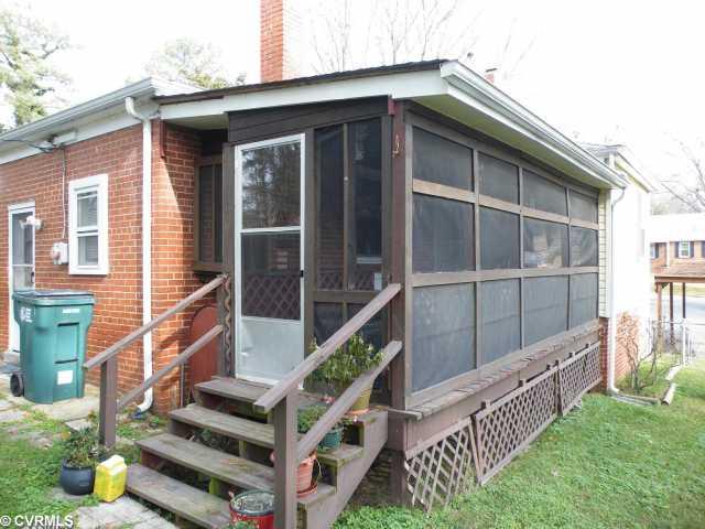 5808 West Rois Road Richmond, VA 23227 - Photo 8 of 11 Other - Very cozy home...