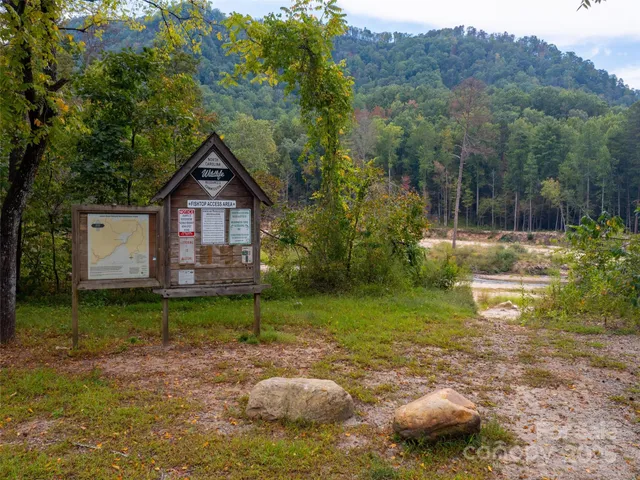 $90,000 | 0 Riversound Drive, Saluda, NC 28773