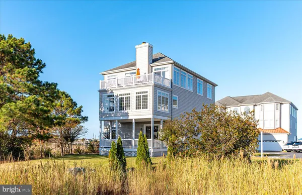 $1,100,000 | 12901 Old Bridge Road, Unit PH8 2, Ocean City, MD 21842