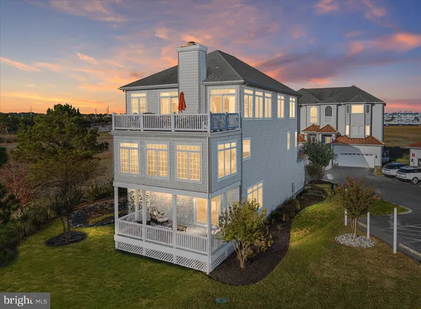 $1,100,000 | 12901 Old Bridge Road, Unit PH8 2, Ocean City, MD 21842