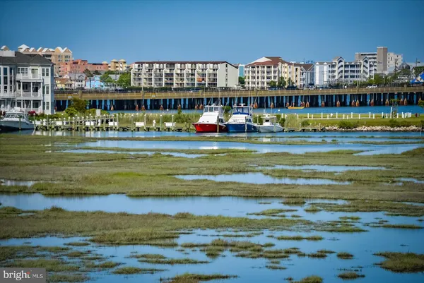 $1,100,000 | 12901 Old Bridge Road, Unit PH8 2, Ocean City, MD 21842