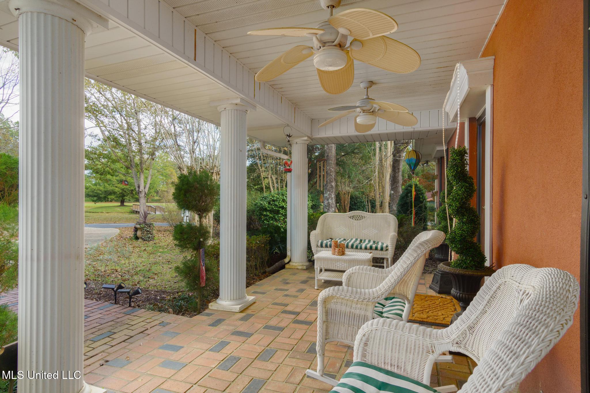 4519 Highway 589 Sumrall, MS 39482 - Photo 5 of 46 4519 MS 589-3