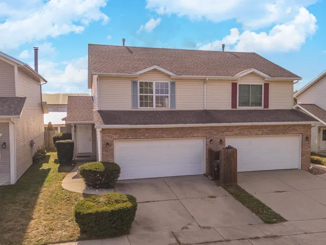 a house view with a outdoor space