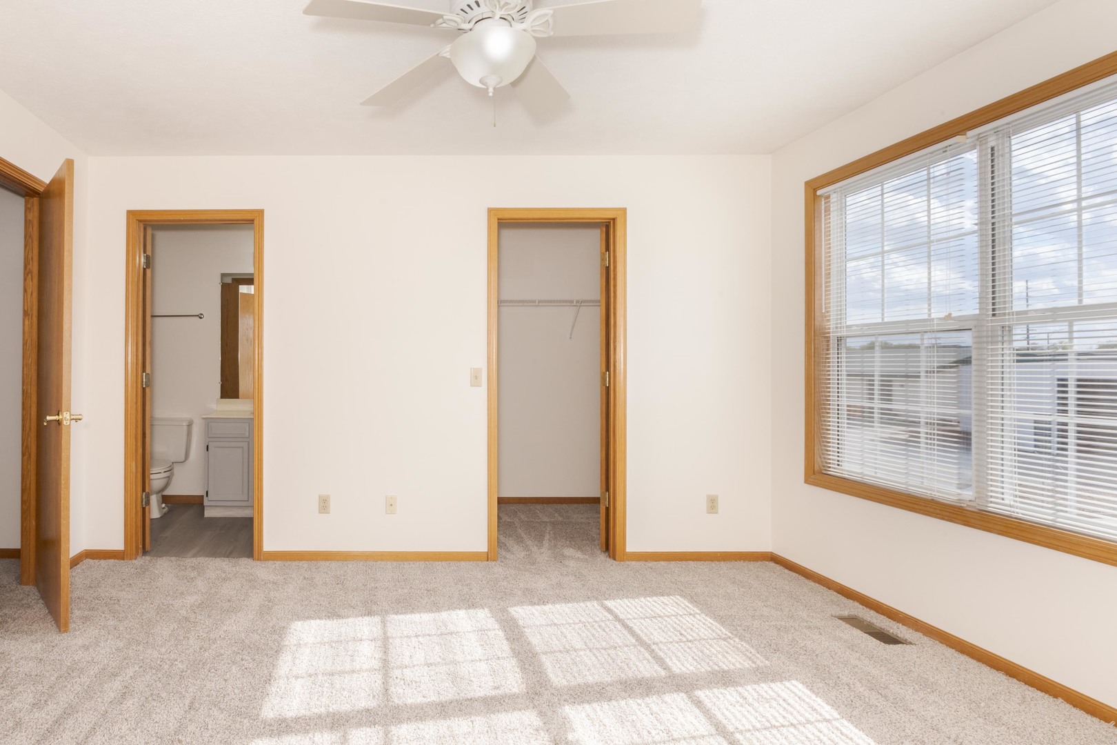 26 Vermont Avenue Bloomington, IL 61701 - Photo 23 of 37