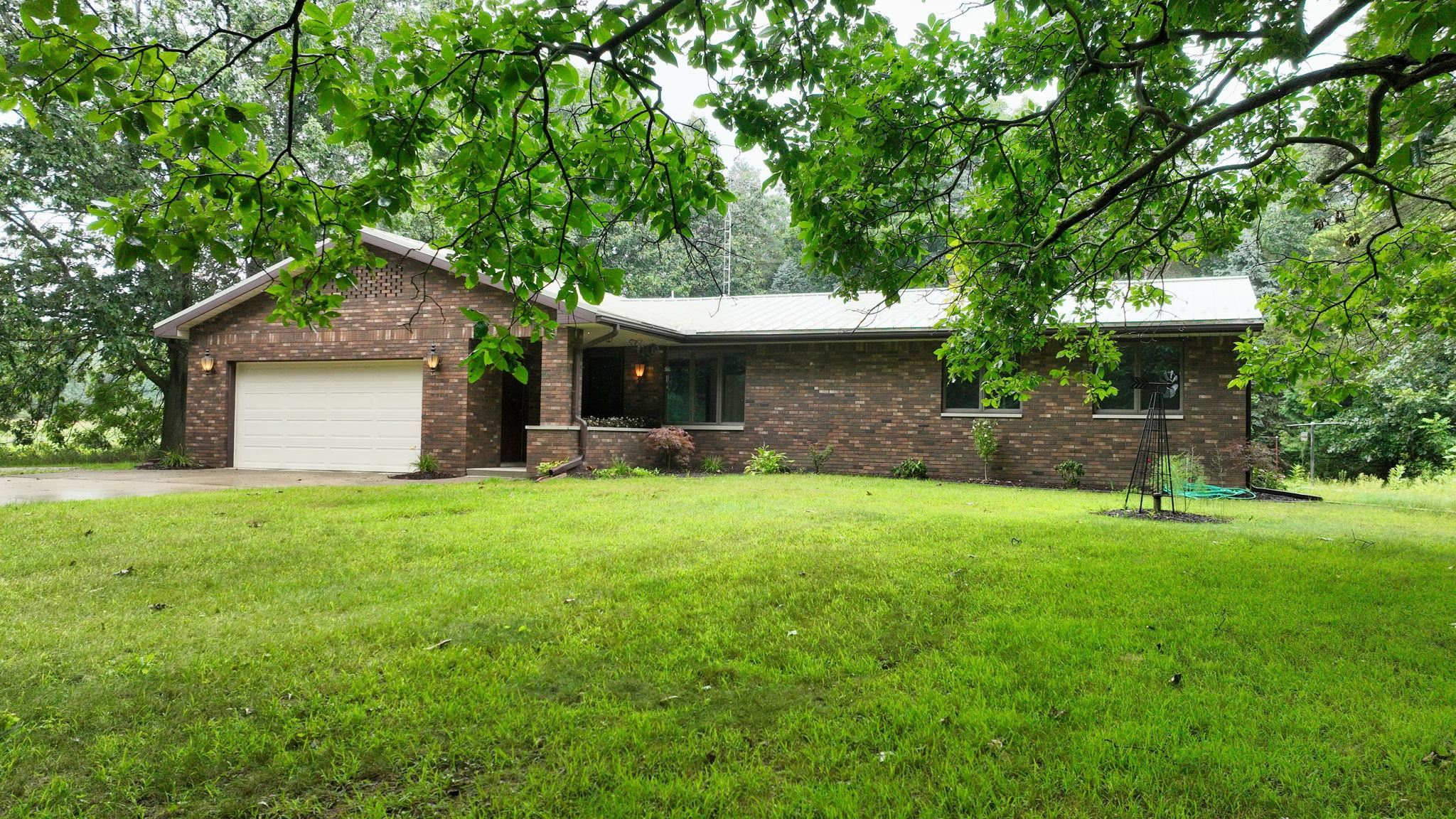 6230 West Wilson Road Clio, MI 48420 - Photo 31 of 63 50152552-c64a2b56-bc2e-4971-92d4-528804c33f6a.JPG