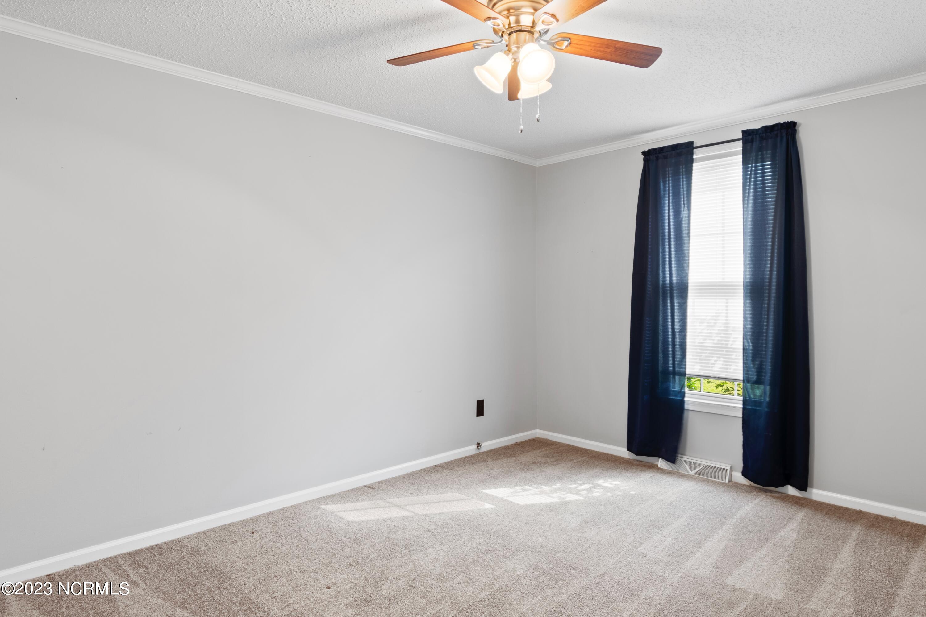 1014 Waterview Lane Southwest Calabash, NC 28467 - Photo 20 of 35 Guest bedroom 2