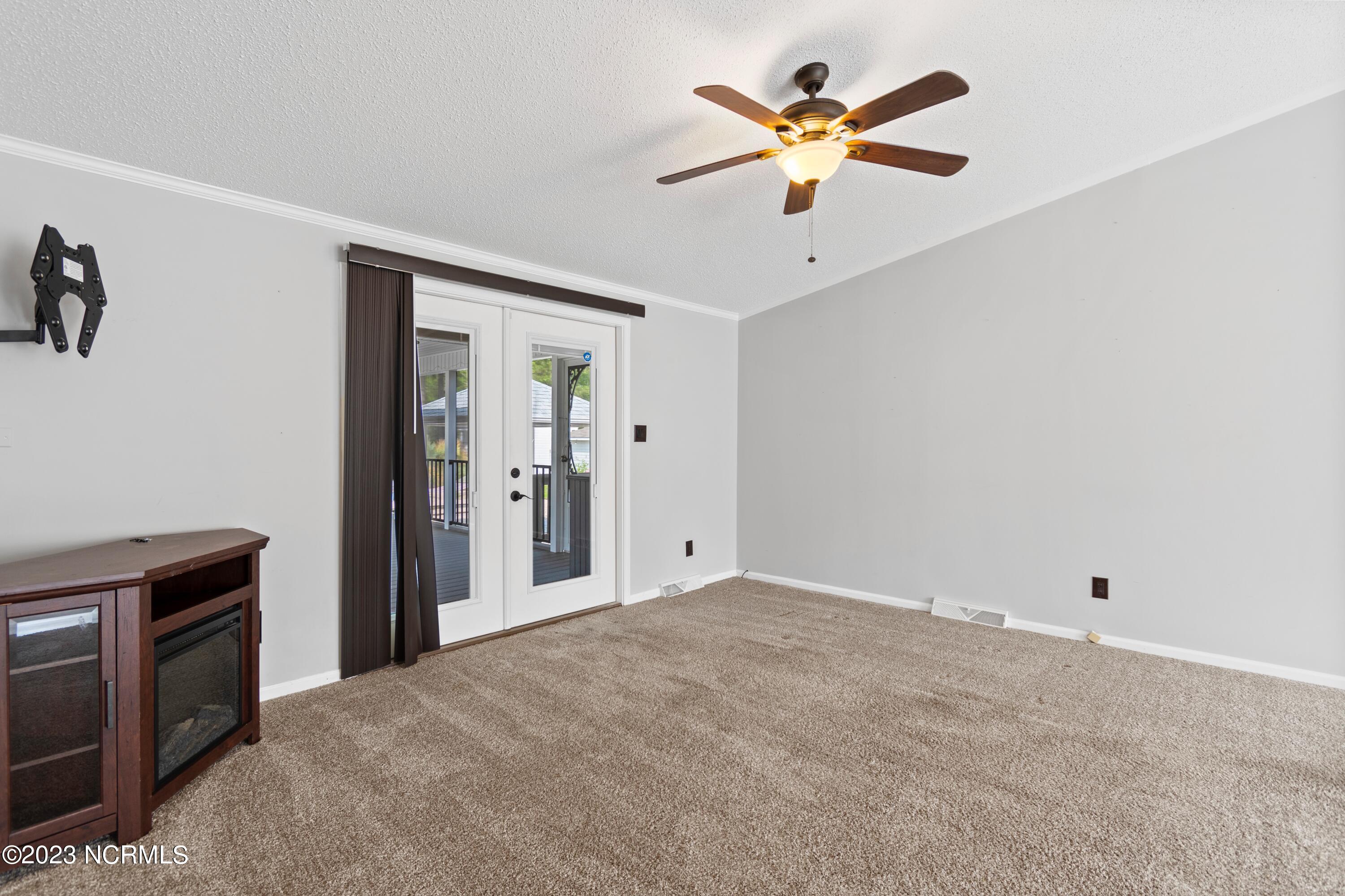 1014 Waterview Lane Southwest Calabash, NC 28467 - Photo 22 of 35 Heading out back