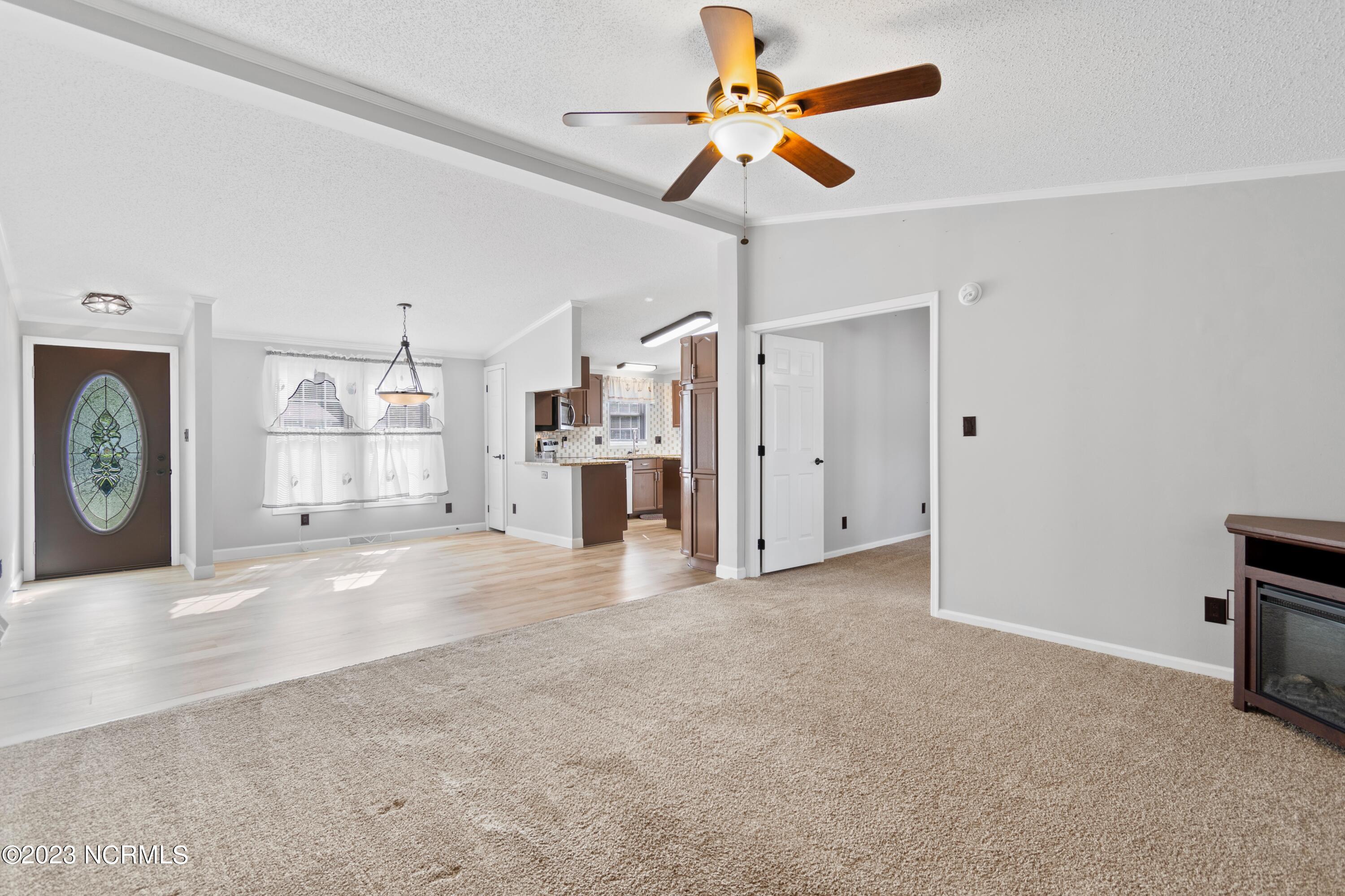 1014 Waterview Lane Southwest Calabash, NC 28467 - Photo 4 of 35 Living room