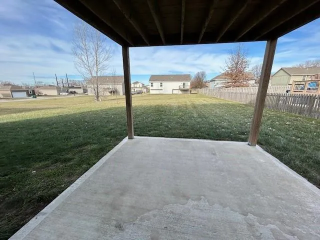 $341,700 | 9712 East 221st Street, Peculiar, MO 64078