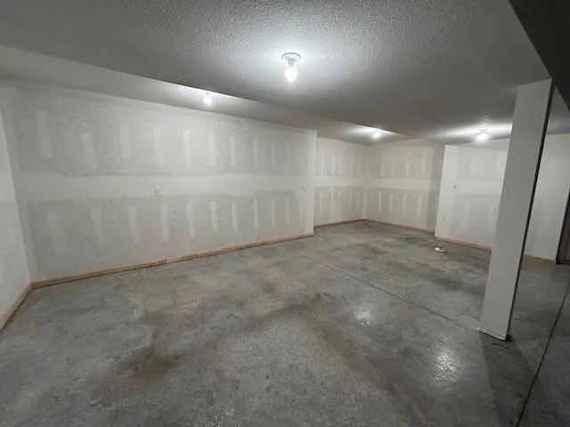 $341,700 | 9712 East 221st Street, Peculiar, MO 64078