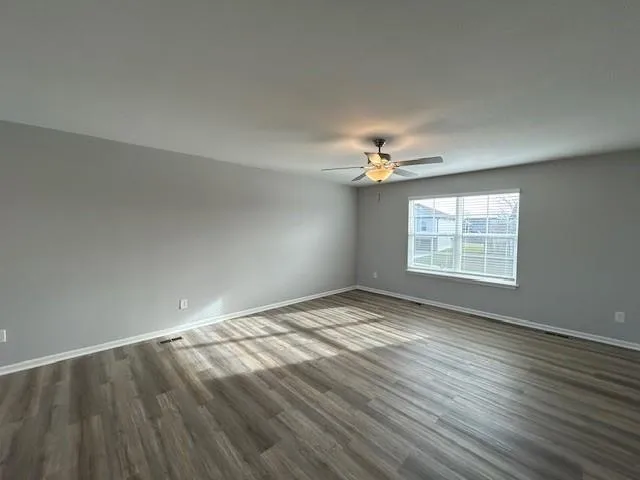 $341,700 | 9712 East 221st Street, Peculiar, MO 64078