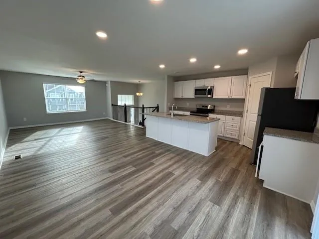 $341,700 | 9712 East 221st Street, Peculiar, MO 64078