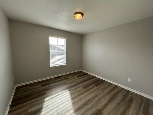 $341,700 | 9712 East 221st Street, Peculiar, MO 64078