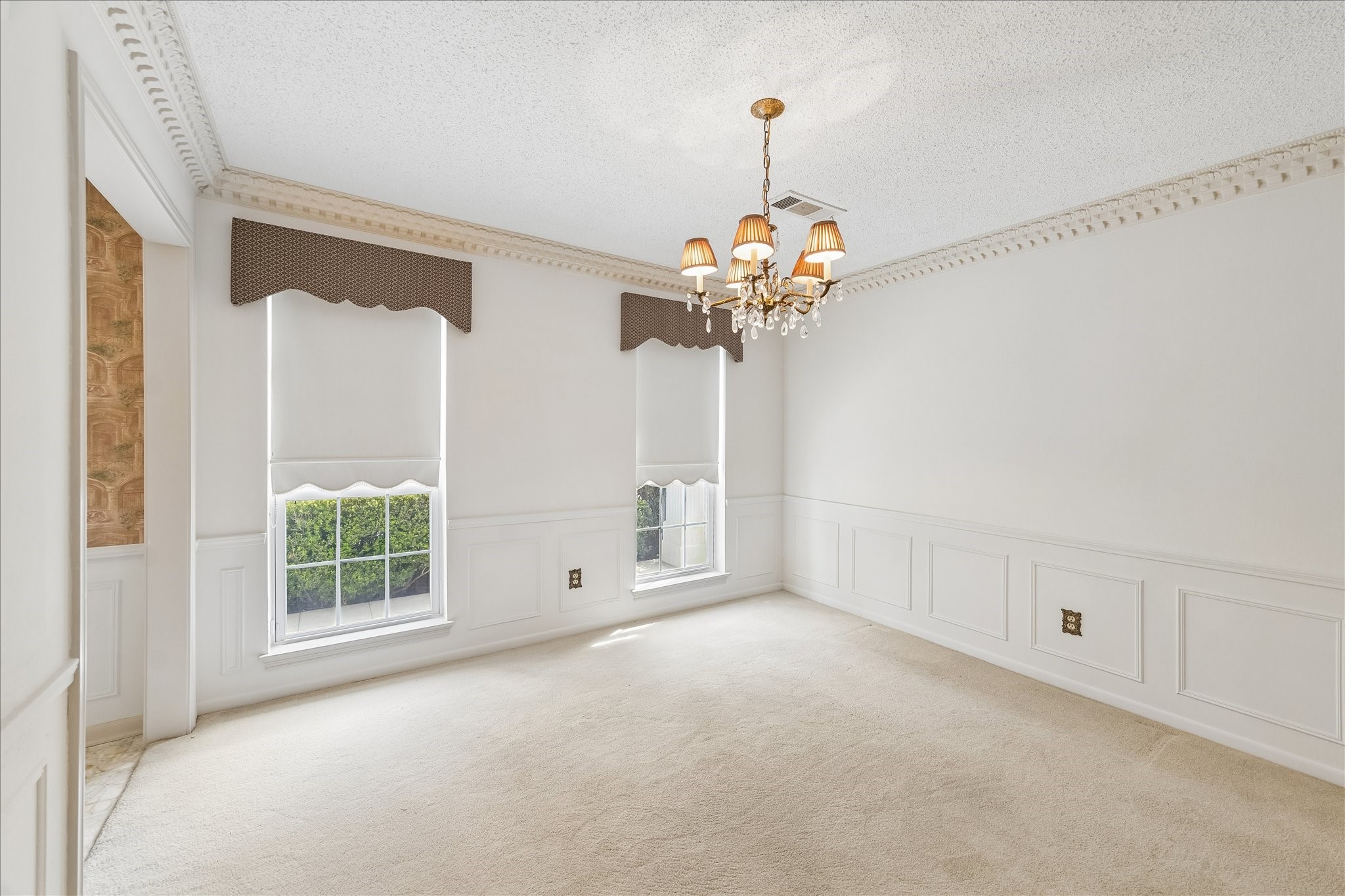 322 Enchanted River Drive Spring, TX 77388 - Photo 11 of 28 a view of an empty room with a window