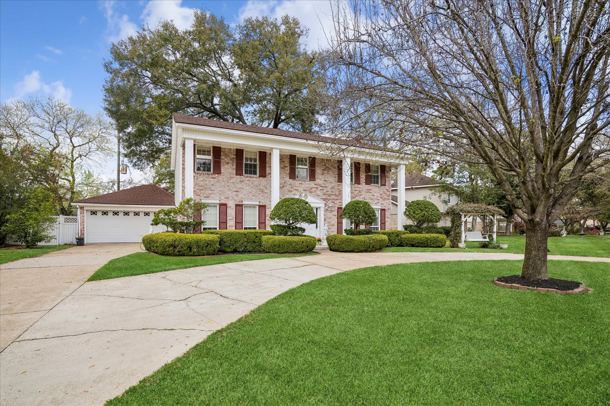 322 Enchanted River Drive Spring, TX 77388 - Photo 22 of 28 a front view of a house with a garden