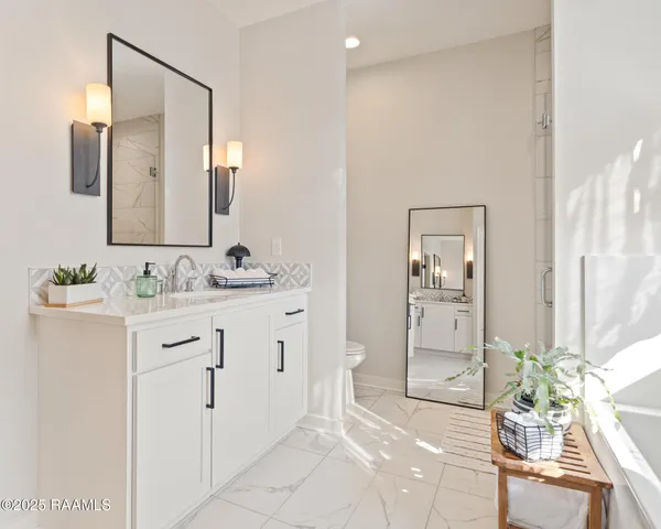 $400,000 | 108 Sanctuary Lane, Lafayette, LA 70503