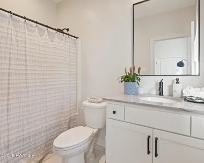 $400,000 | 108 Sanctuary Lane, Lafayette, LA 70503