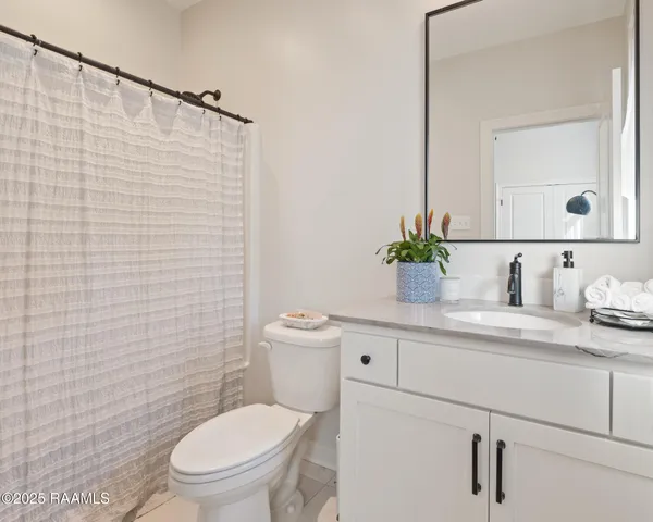 $400,000 | 108 Sanctuary Lane, Lafayette, LA 70503