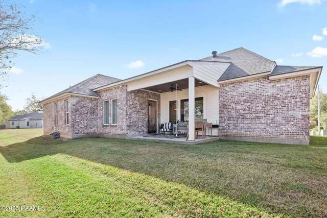 $400,000 | 108 Sanctuary Lane, Lafayette, LA 70503