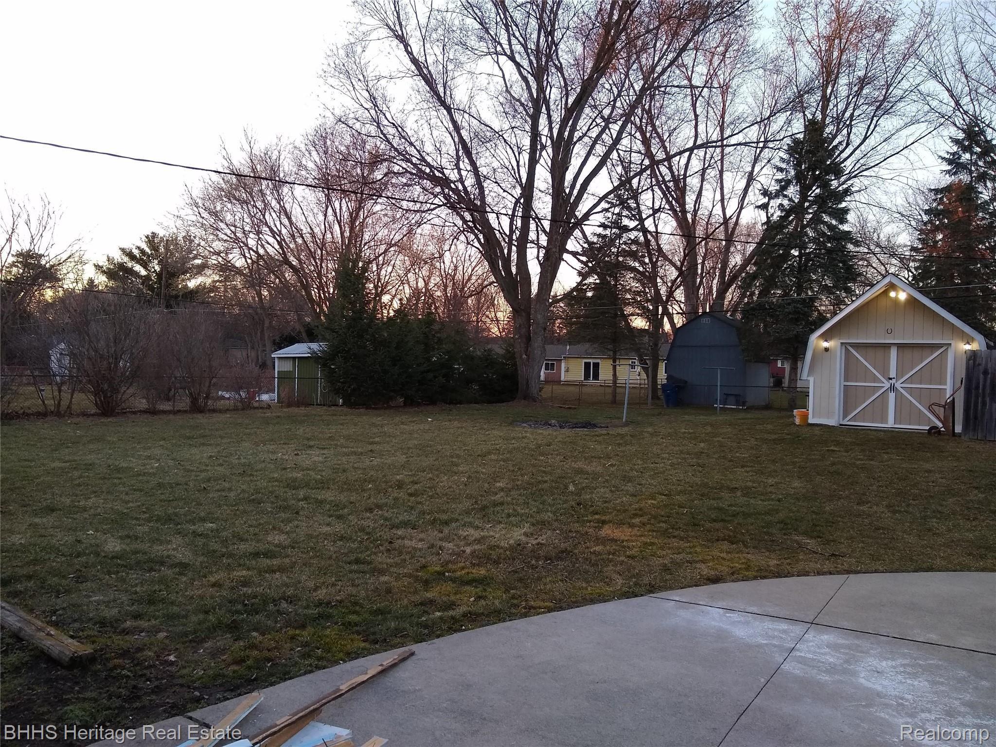 61644 Rambling Way South Lyon, MI 48178 - Photo 30 of 30 unnamed (27).jpg