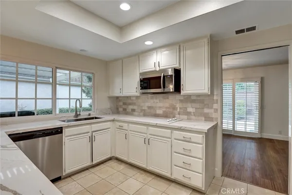 $6,995 | 16 Sycamore Creek, Irvine, CA 92603