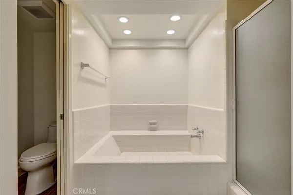 $6,995 | 16 Sycamore Creek, Irvine, CA 92603