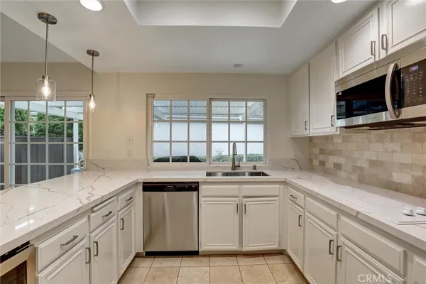$6,995 | 16 Sycamore Creek, Irvine, CA 92603