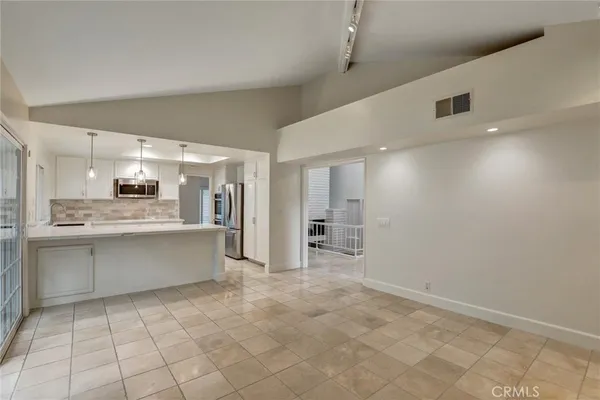 $6,995 | 16 Sycamore Creek, Irvine, CA 92603