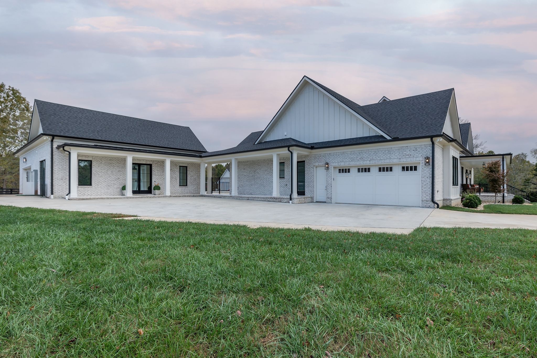 2836 Buford Lane Spring Hill, TN 37174 - Photo 26 of 41 a view of a yard in front of house