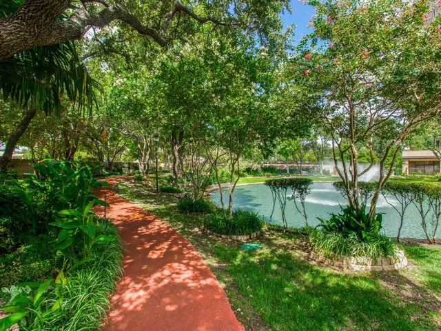 $10,000 | 5200 Keller Springs Road, Unit 1527, Dallas, TX 75248