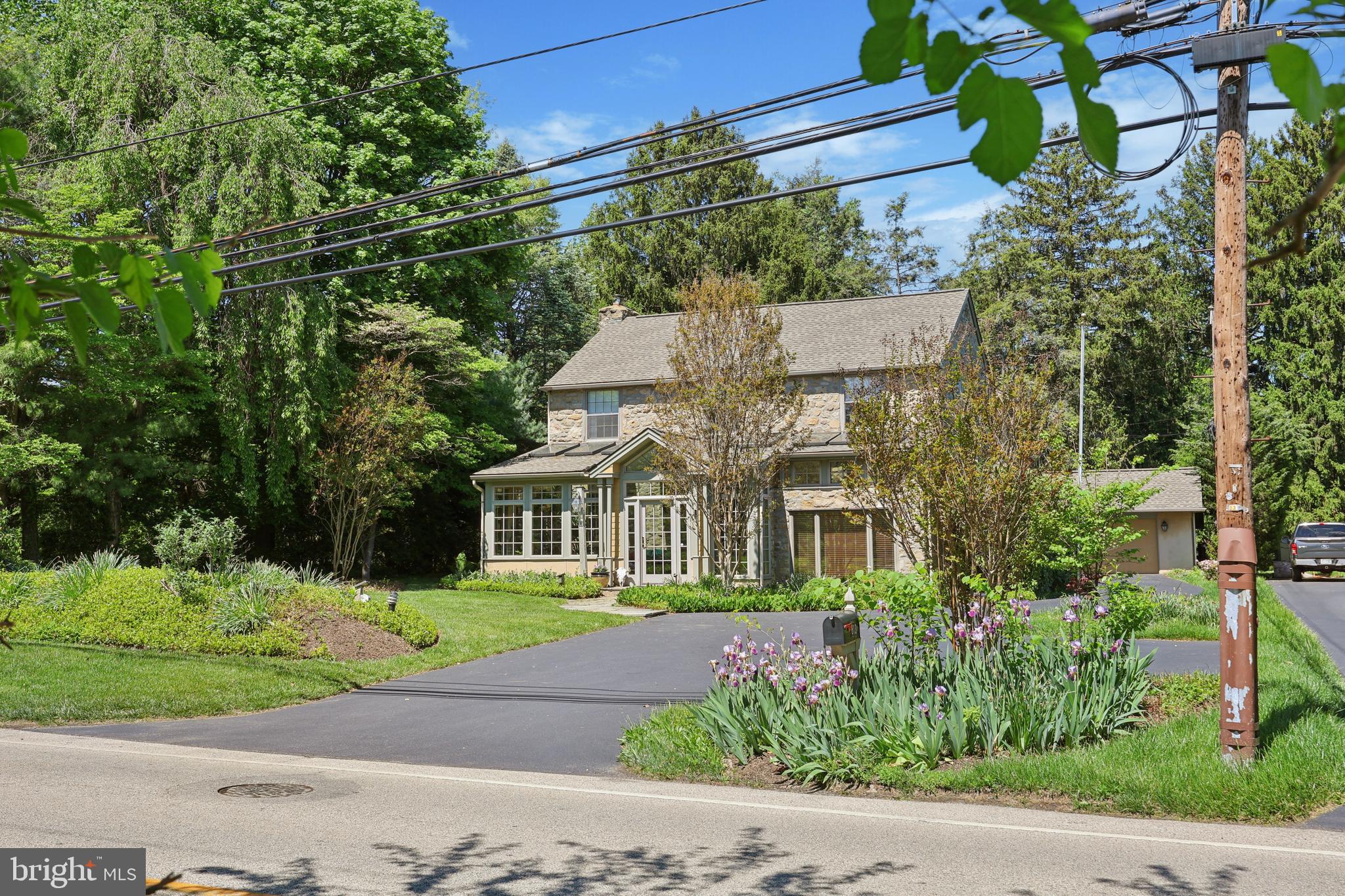 813 West Butler Pike Ambler, PA 19002 - Photo 2 of 36 Gallery Image 2