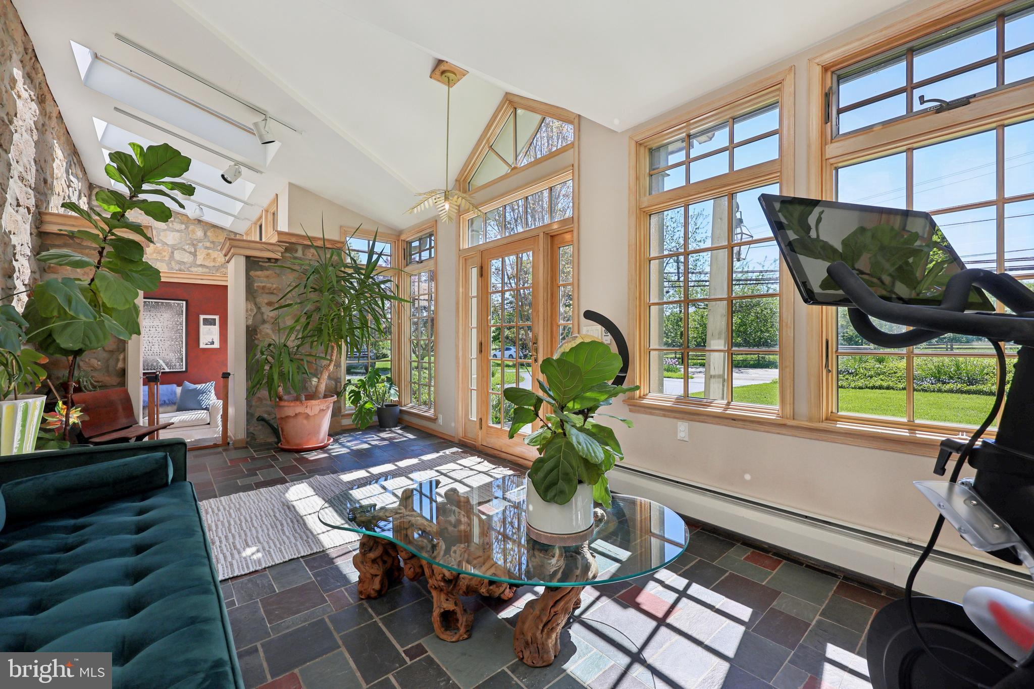 813 West Butler Pike Ambler, PA 19002 - Photo 6 of 36 Gallery Image 6