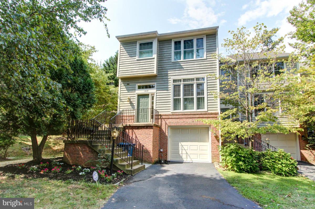 1208 Weatherstone Court Reston, VA 20194 - Photo 1 of 30 Exterior (Front)