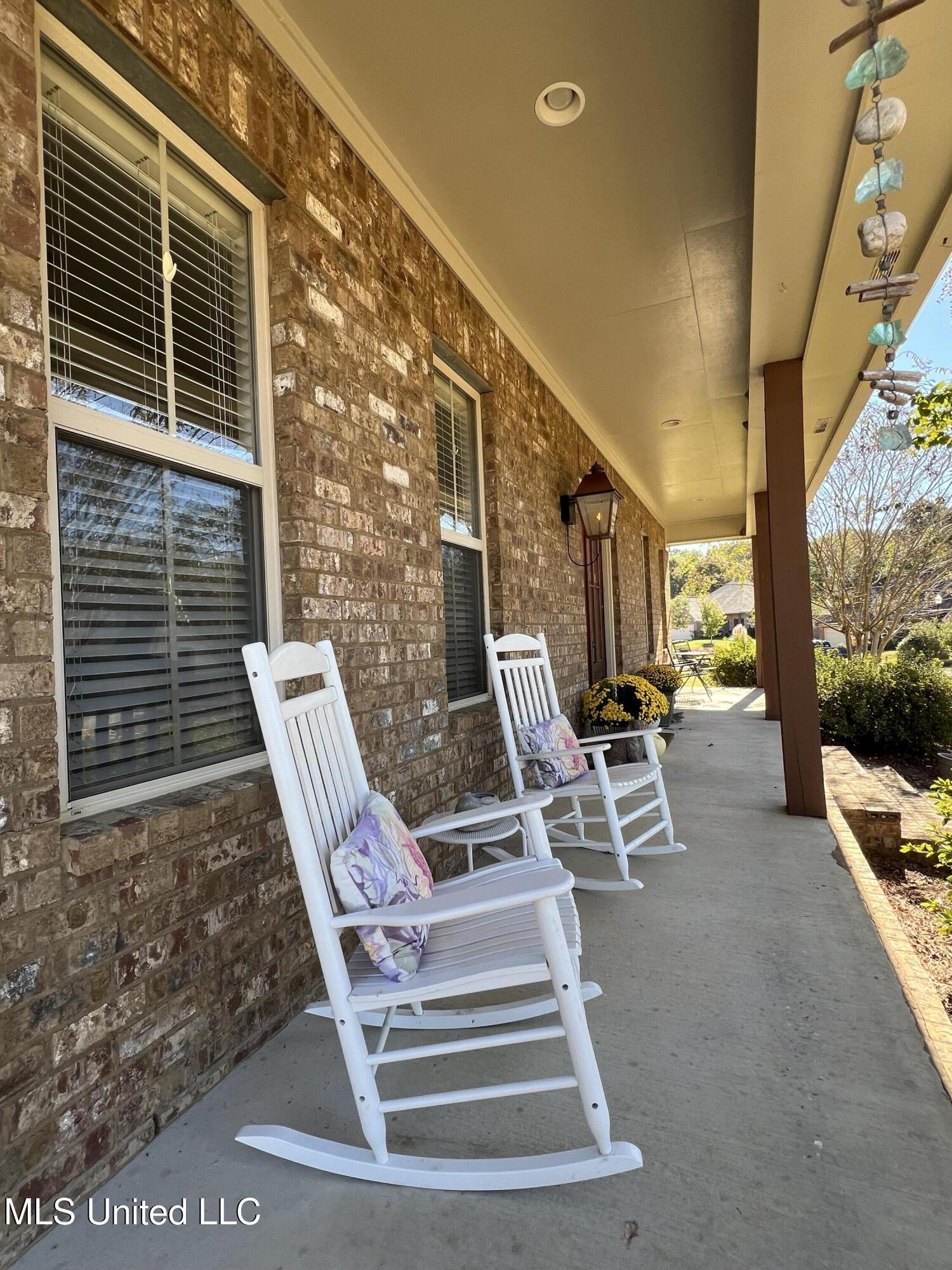 137 Camden Crossing Madison, MS 39110 - Photo 13 of 25 Front