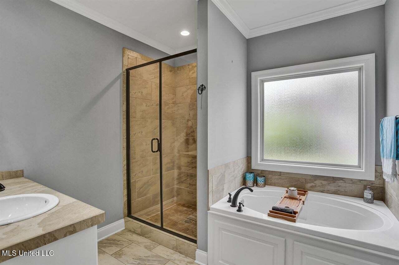 137 Camden Crossing Madison, MS 39110 - Photo 16 of 25 137 Camden Bathroom