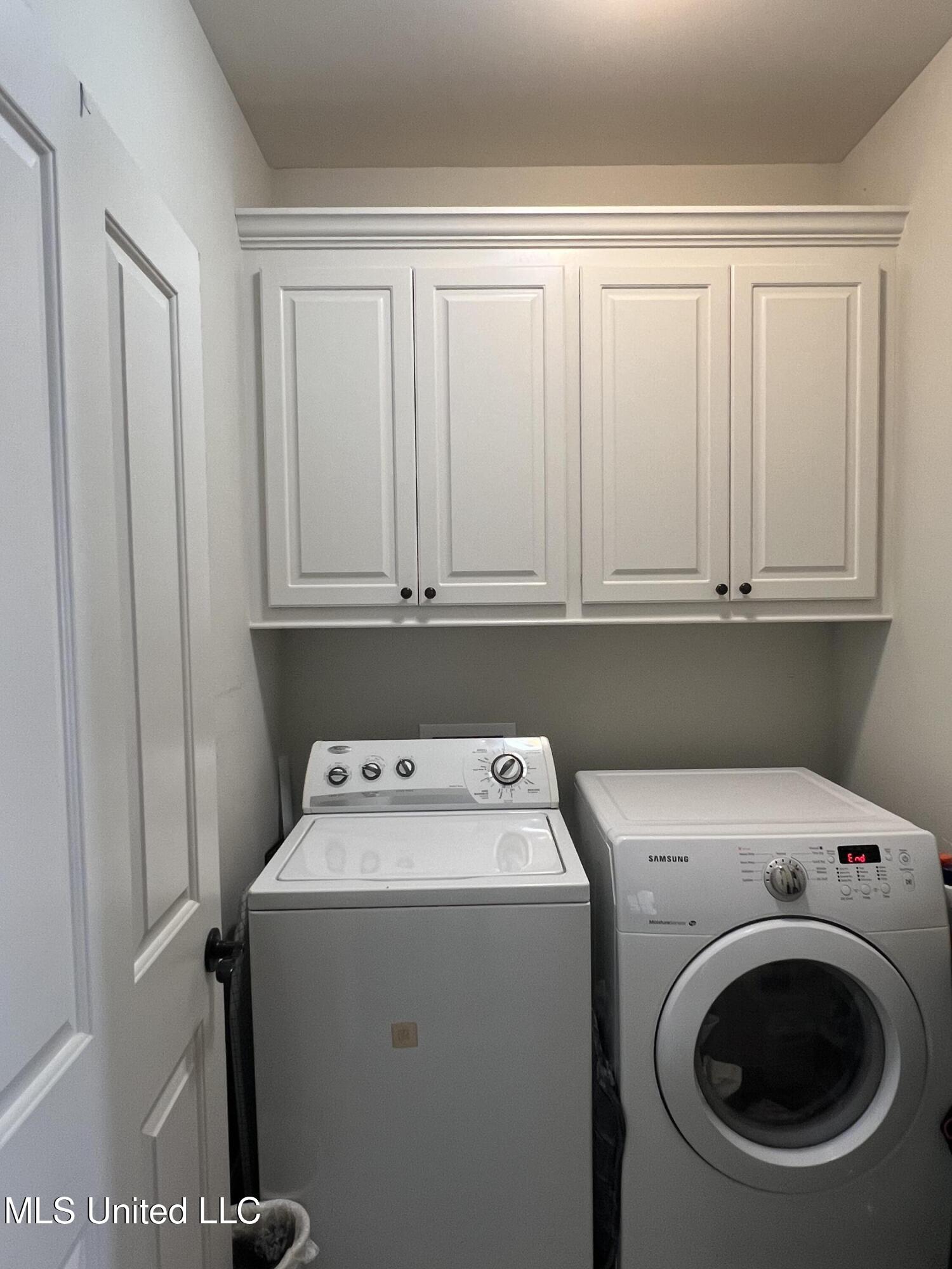 137 Camden Crossing Madison, MS 39110 - Photo 18 of 25 Laundry Room