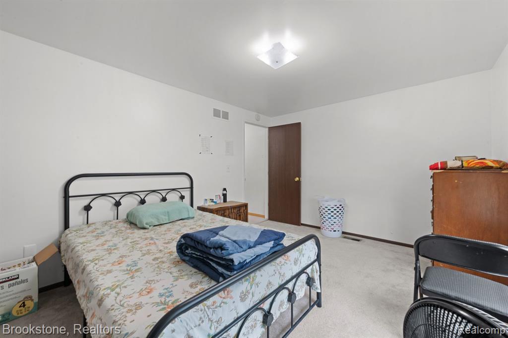 38982 Sutton Drive Sterling Heights, MI 48310 - Photo 16 of 27