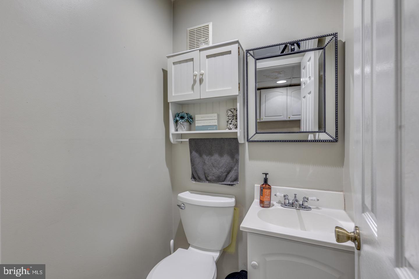 1 Great Oak Road Voorhees, NJ 08043 - Photo 17 of 34 Gallery Image 17