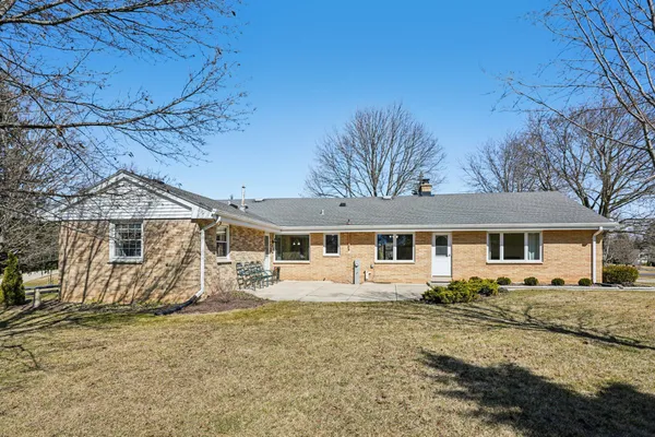 $574,500 | 15865 West Burleigh Boulevard, Brookfield, WI 53005