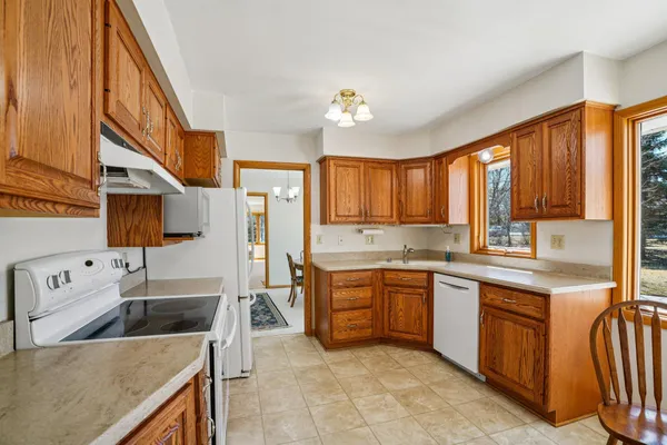 $574,500 | 15865 West Burleigh Boulevard, Brookfield, WI 53005