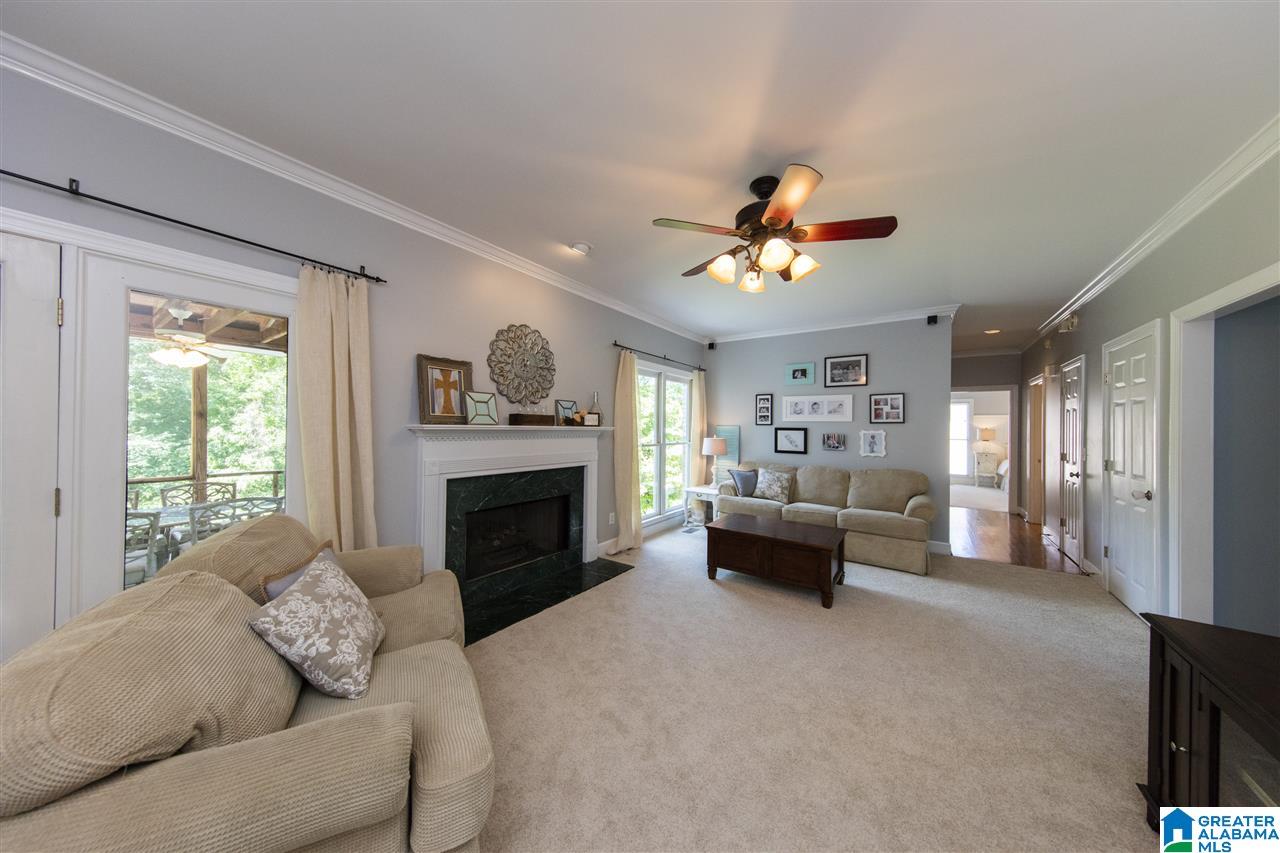 105 Kingsley Road Alabaster, AL 35007 - Photo 5 of 48