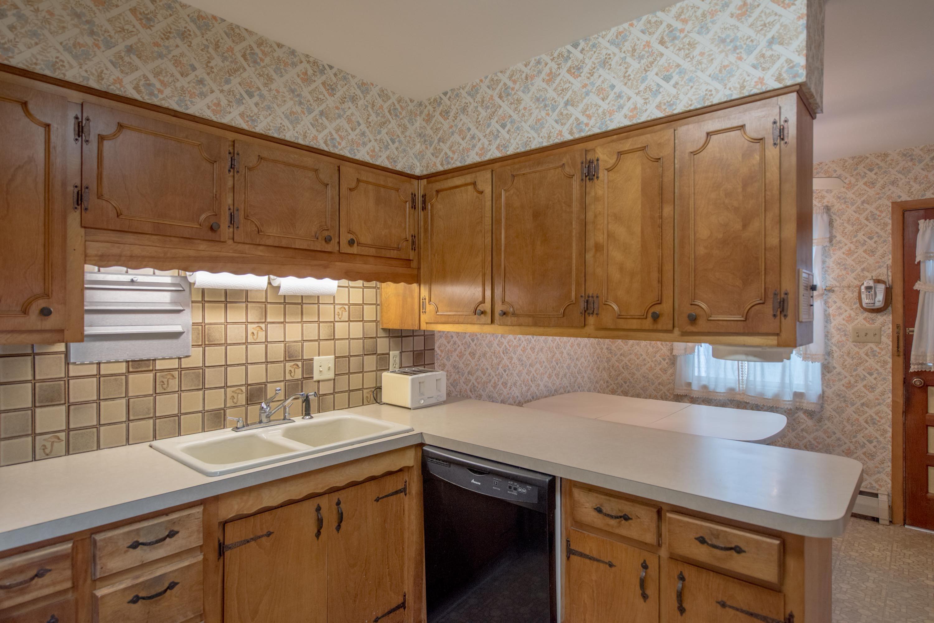 940 Plum Ridge Columbus, OH 43213 - Photo 9 of 58 Gallery Image 9