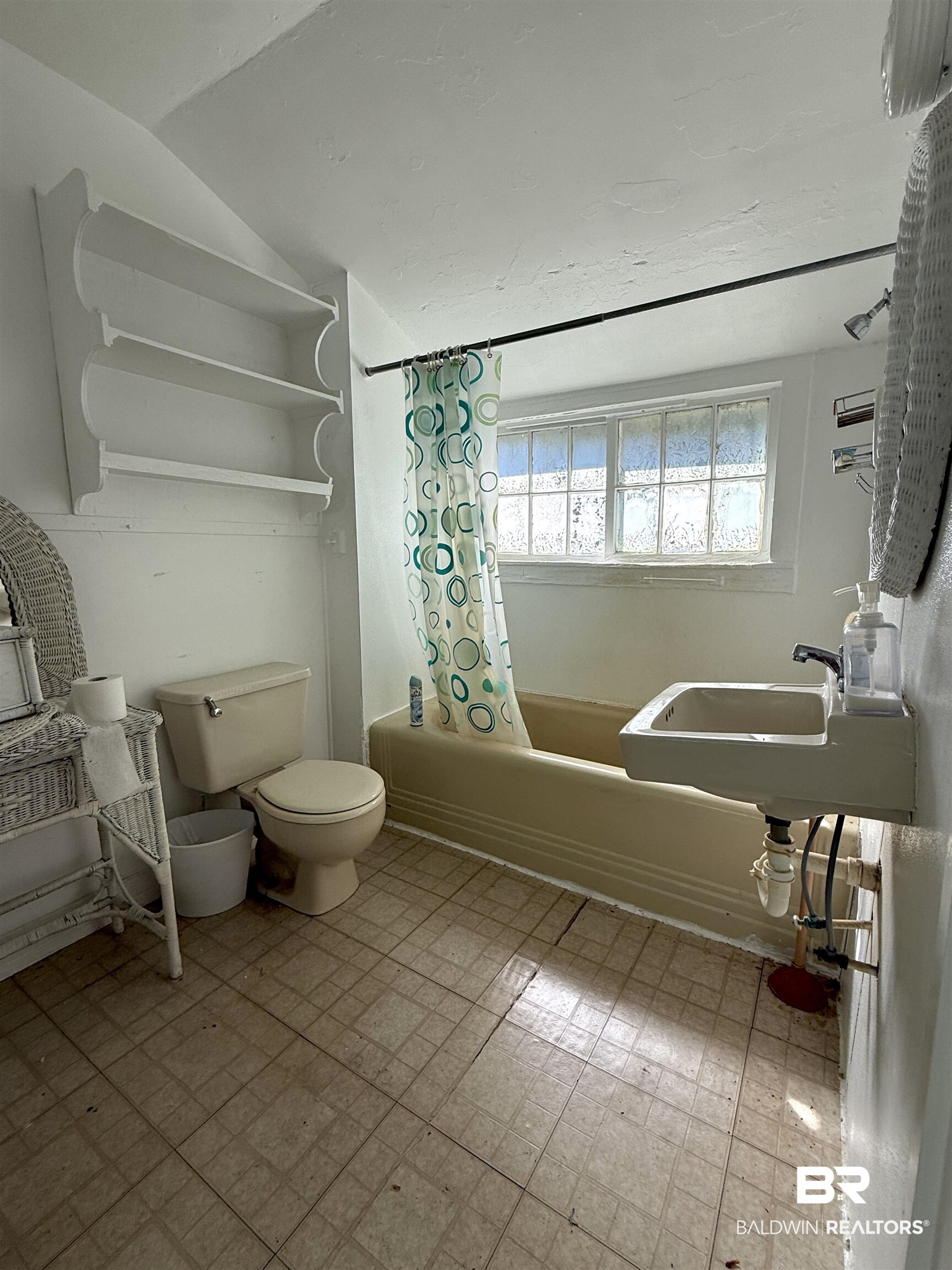 6513 Grace Street Mobile, AL 36618 - Photo 4 of 7