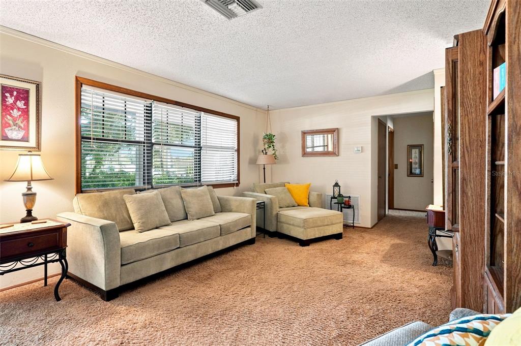 617 Mehlenbacher Road Largo, FL 33770 - Photo 7 of 31 Gallery Image 7