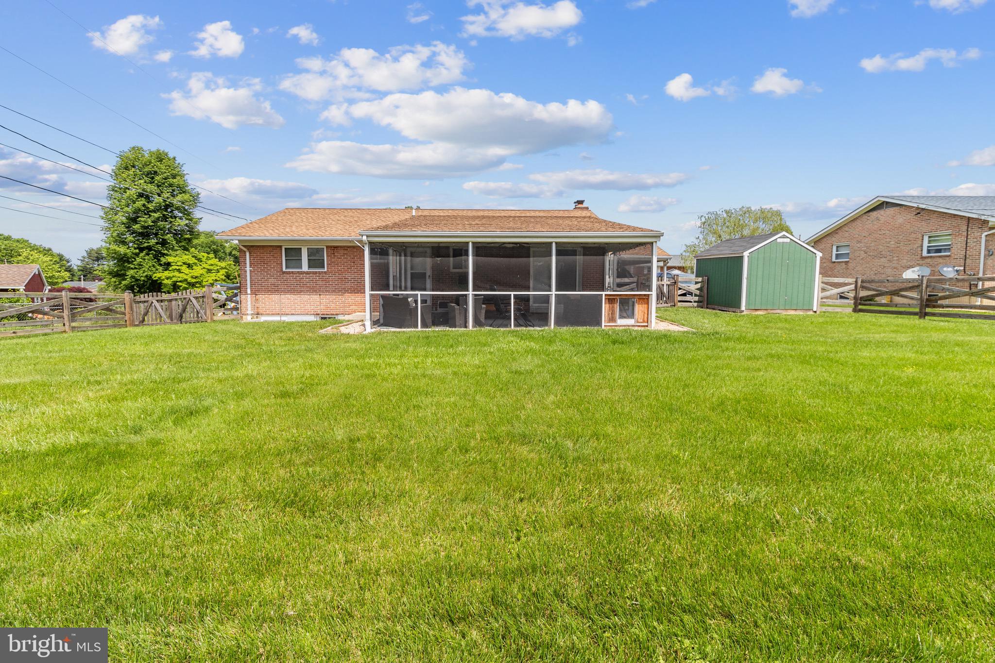 17807 Woodcrest Road Hagerstown, MD 21740 - Photo 8 of 35 Gallery Image 8