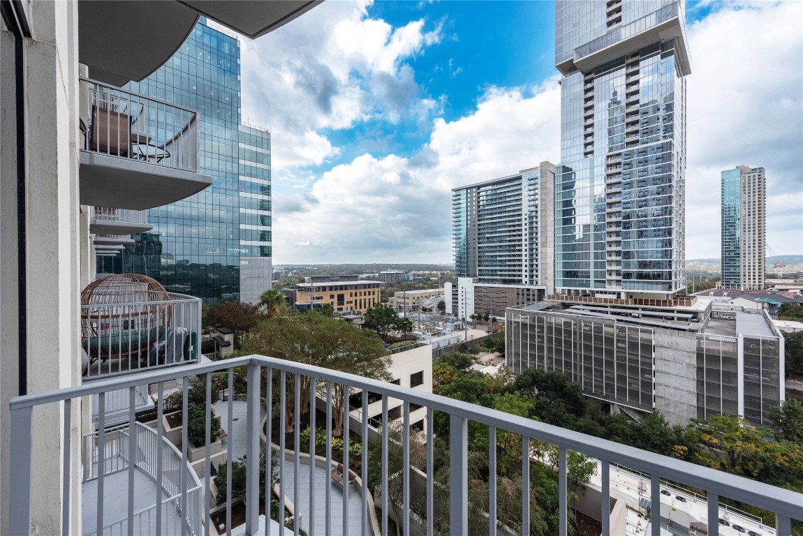 360 Nueces Street, Unit 1214 Austin, TX 78701 - Photo 19 of 38 a view of balcony with city view
