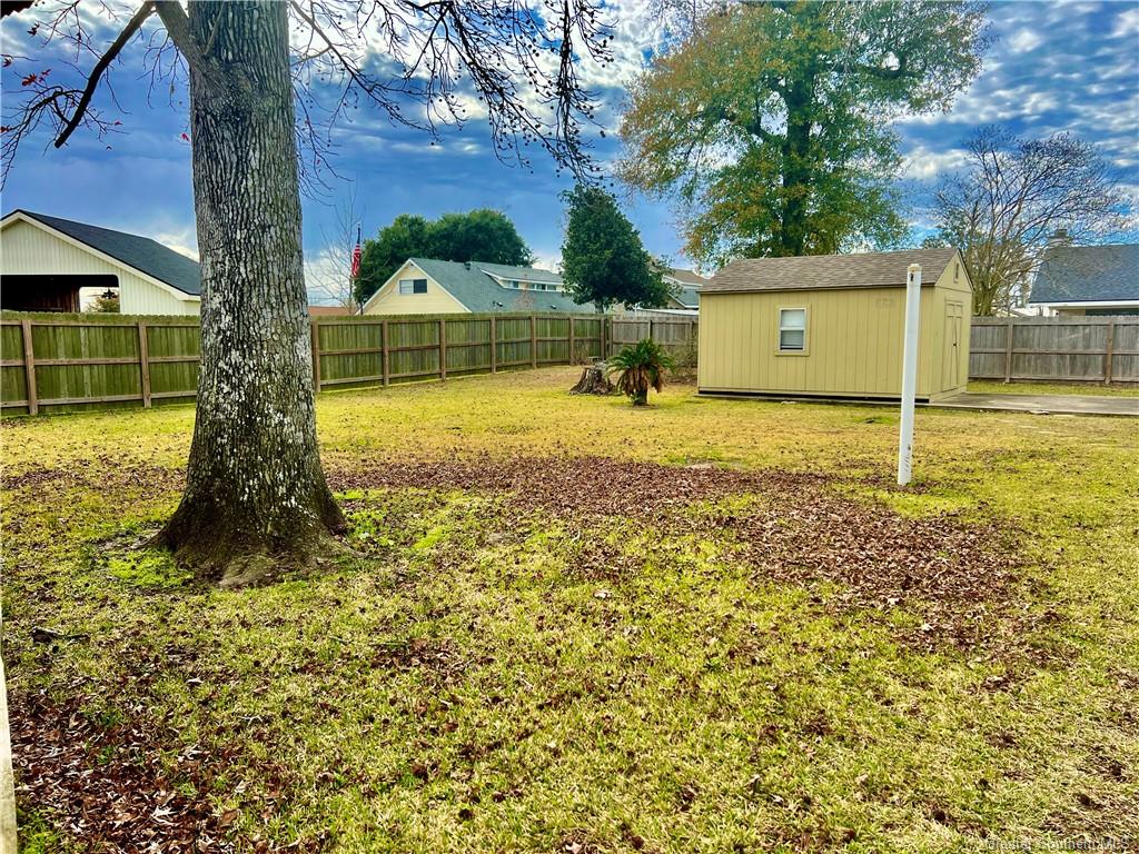 511 South Lebanon Street Sulphur, LA 70663 - Photo 8 of 18