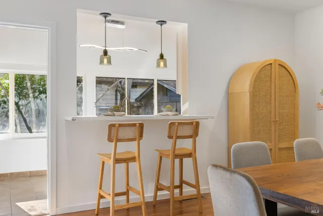 $2,195,000 | 5 Hillside Avenue, Kentfield, CA 94904