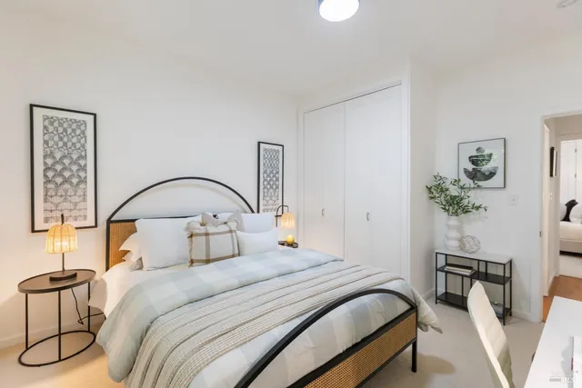 $2,195,000 | 5 Hillside Avenue, Kentfield, CA 94904